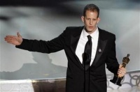 "Up" ganó mejor cinta animada. Su director Peter Docter recibió el galardón